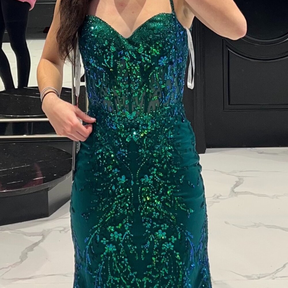 Emerald Ellie Wilde Prom Dress Size 0 - Picture 7 of 8